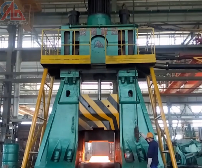 Open die forging machine