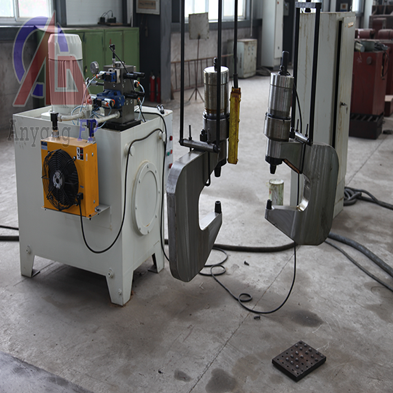 riveting machine manufacturers in China