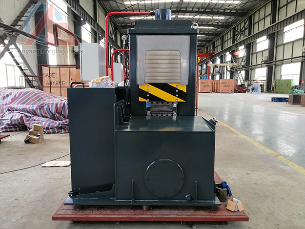 Small hydraulic press for blacksmiths/knifesmiths in India for sale