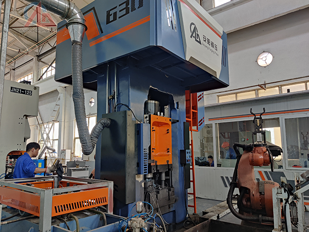 Electric screw press/hot forging press forging equipment manufacturer in China