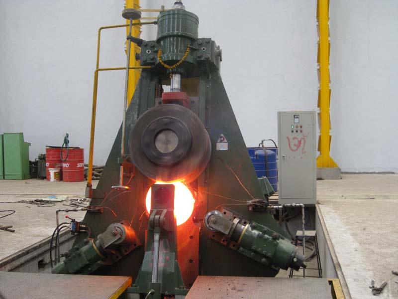 Workers are using rolling ring machine (D51-vertical) forging