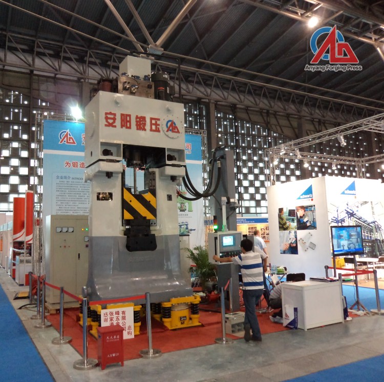 CNC hydraulic Close Die Forging Hammer at Shanghai Exhibition