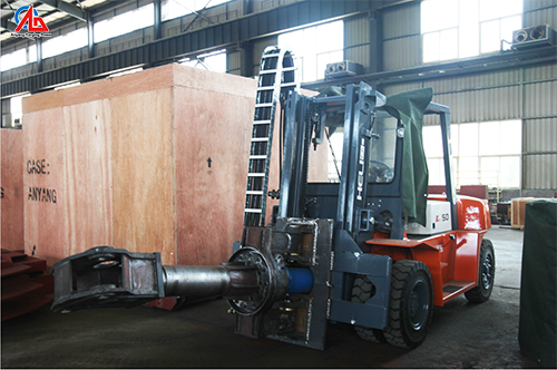 2 ton forging mobile loading manipulator commissioning in China
