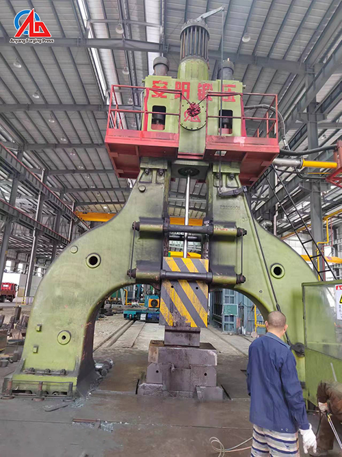 C66Y series fully hydraulic open forging hammer customers in Vietnam