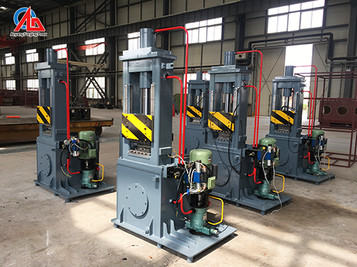 Blacksmith small hydraulic press for sale to Vietnam