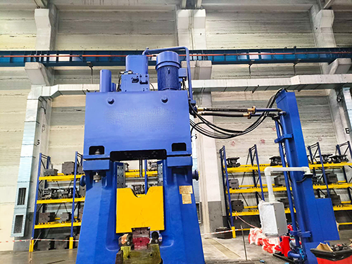 C92K Hydraulic Die Forging CNC Hammer Features and Applications
