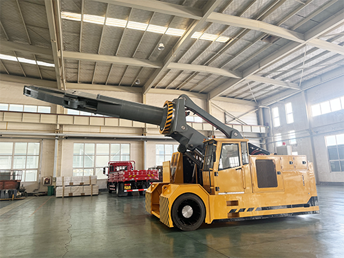Self-driven trackless loading and unloading machine features and price