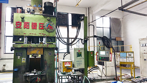 C92K series hydraulic die forging CNC hammer forging table knife