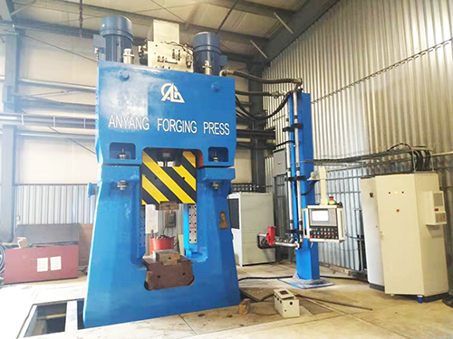 31.5KJ Hydraulic Die Forging CNC Hammer Forging Power Fittings