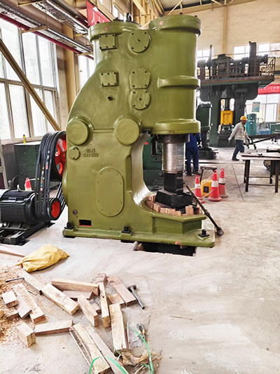 C41-560kg Anyang pneumatic forging hammer sold to Turkey price