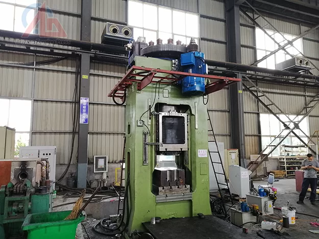 Electric screw press manufacturers in india