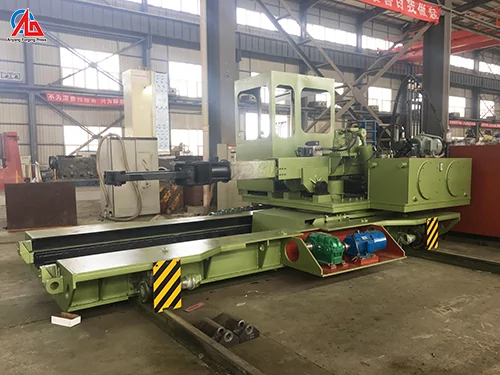 China Rail Bound Charging Manipulator  for sale